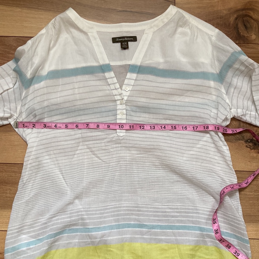 Tommy Bahama semi sheer cotton blouse. Size M - Picture 4 of 8